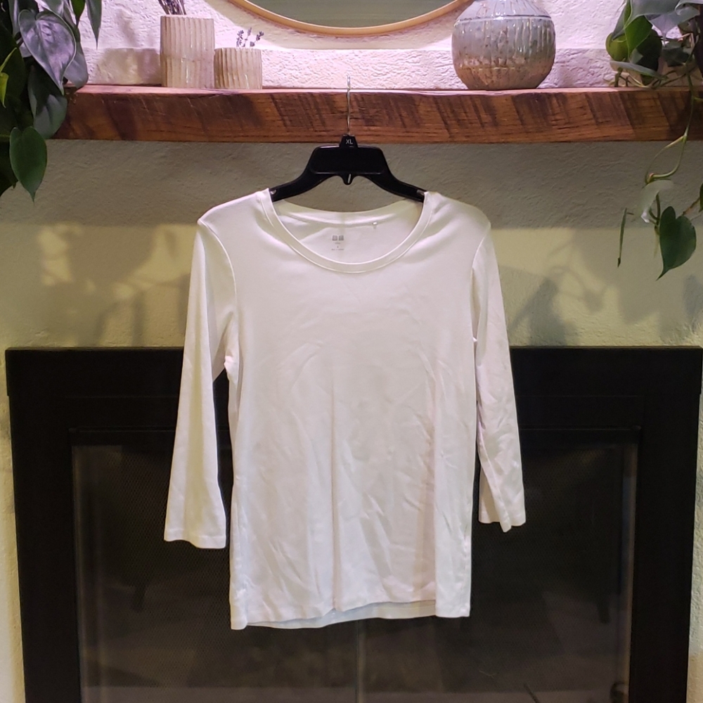 Uniqlo 3/4 sleeve shirt
